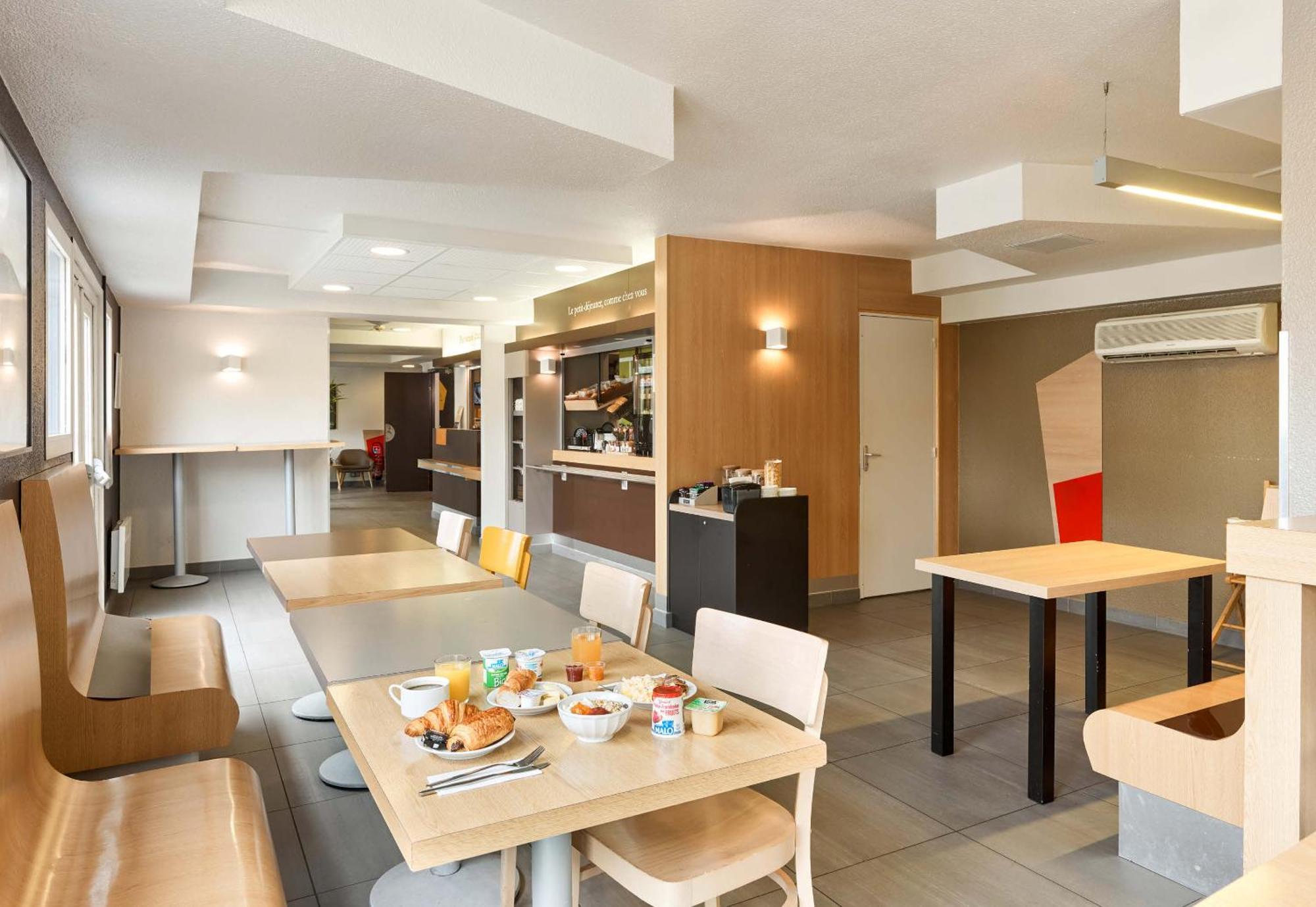 B&B Hotel Montlhery Linas Екстер'єр фото