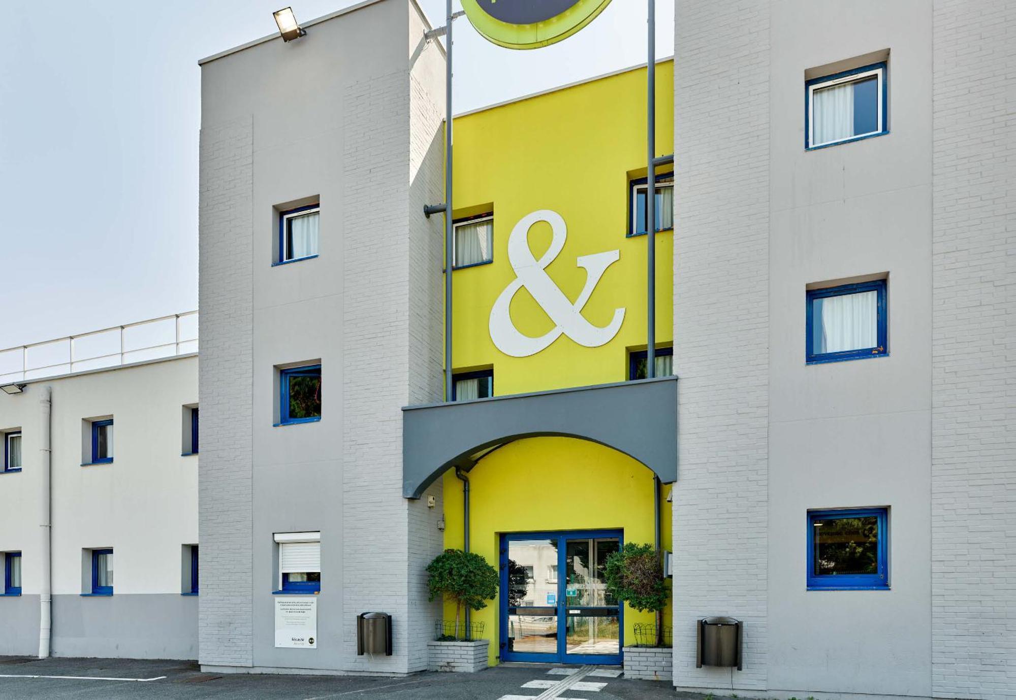 B&B Hotel Montlhery Linas Екстер'єр фото