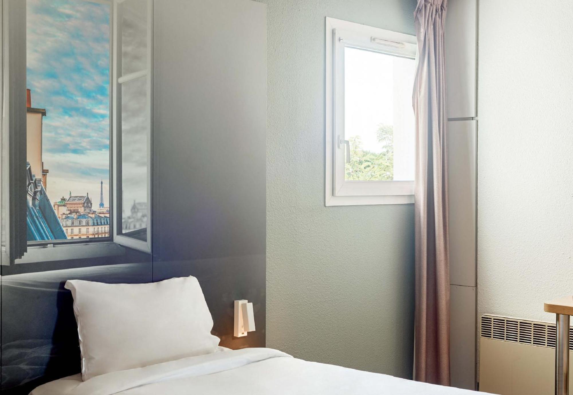 B&B Hotel Montlhery Linas Екстер'єр фото