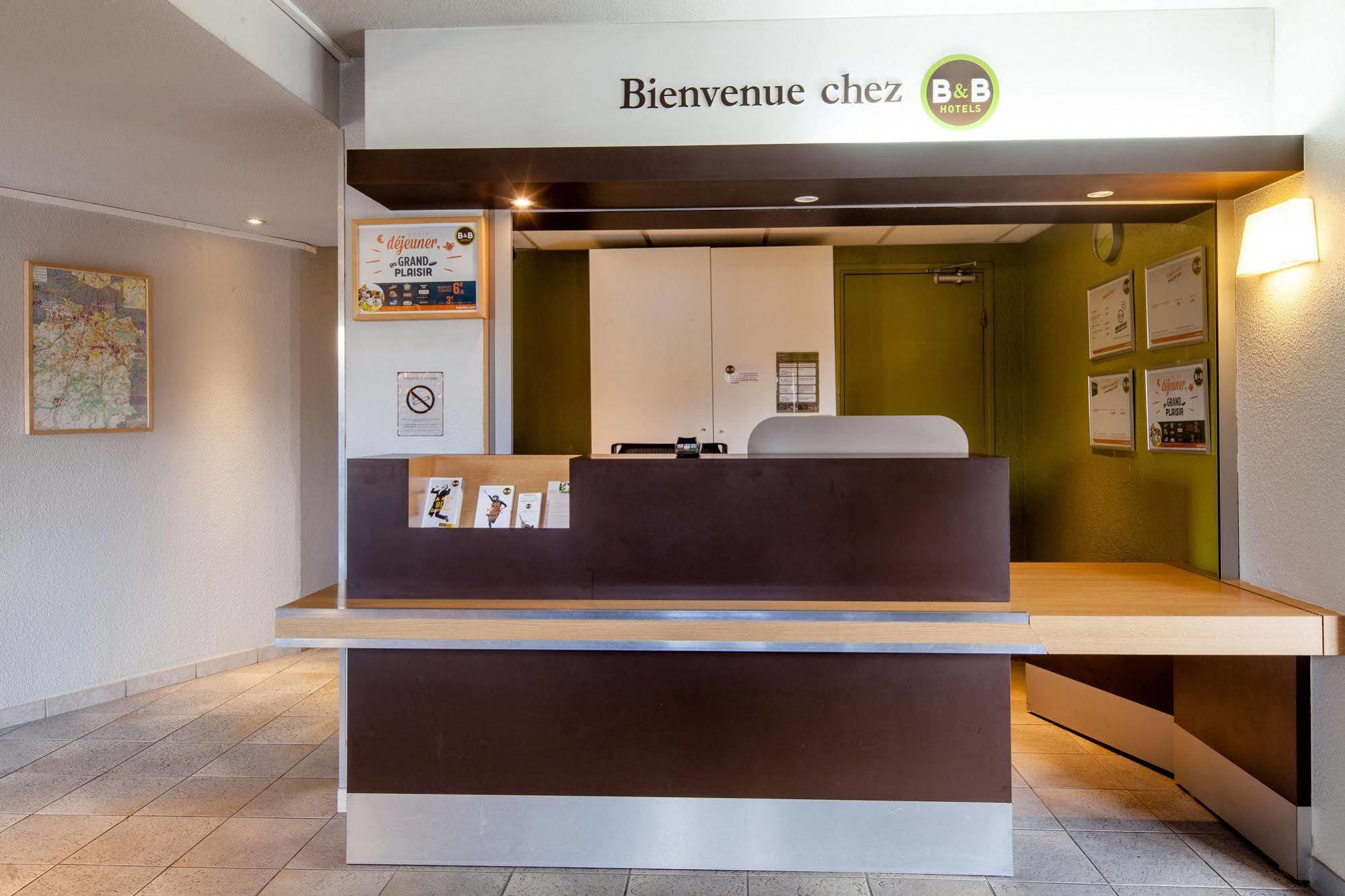 B&B Hotel Montlhery Linas Екстер'єр фото