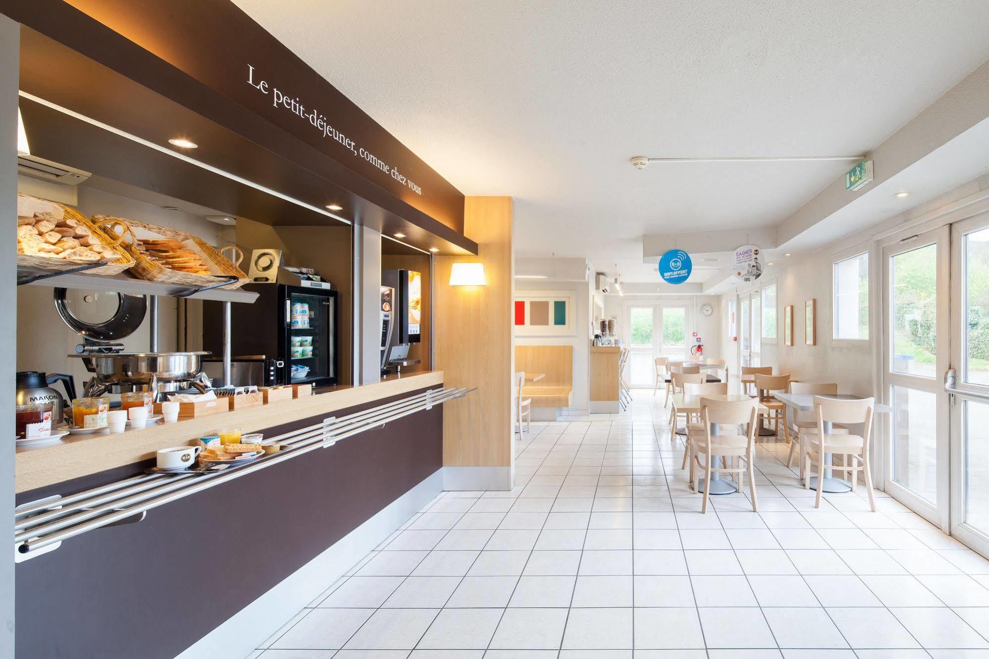 B&B Hotel Montlhery Linas Екстер'єр фото